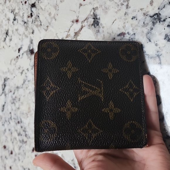 Louis Vuitton Other - Louis Vuitton Vintage Wallet